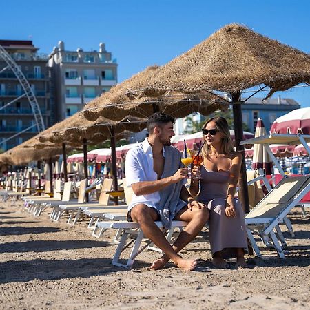 Hotel Thea&Residence Gabicce Mare Exterior foto