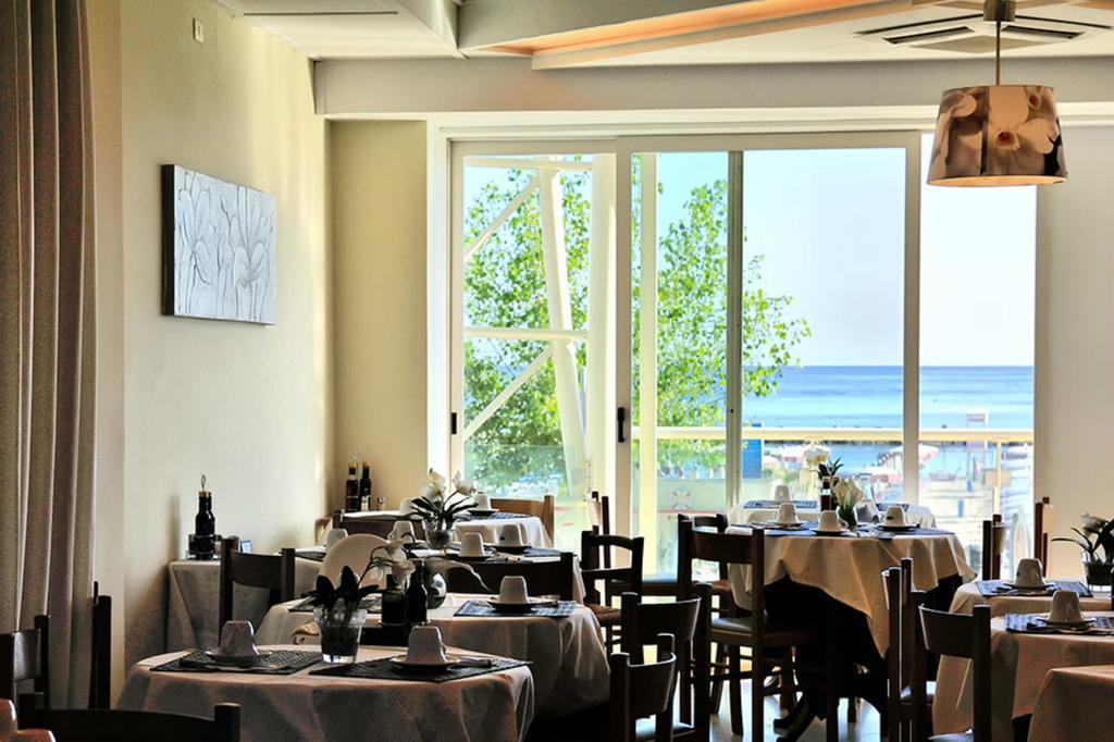 Hotel Thea&Residence Gabicce Mare Exterior foto